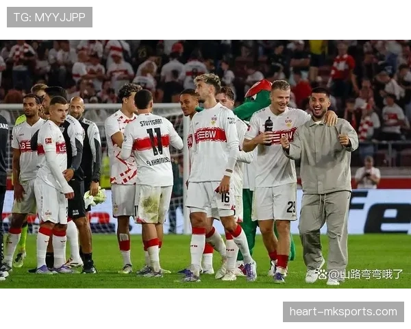 德甲豪门新赛季阵容焕然一新,明星球员加盟引爆冠军争夺战 德甲豪门新赛季阵容焕然一新,明星球员加盟引爆冠军争夺战